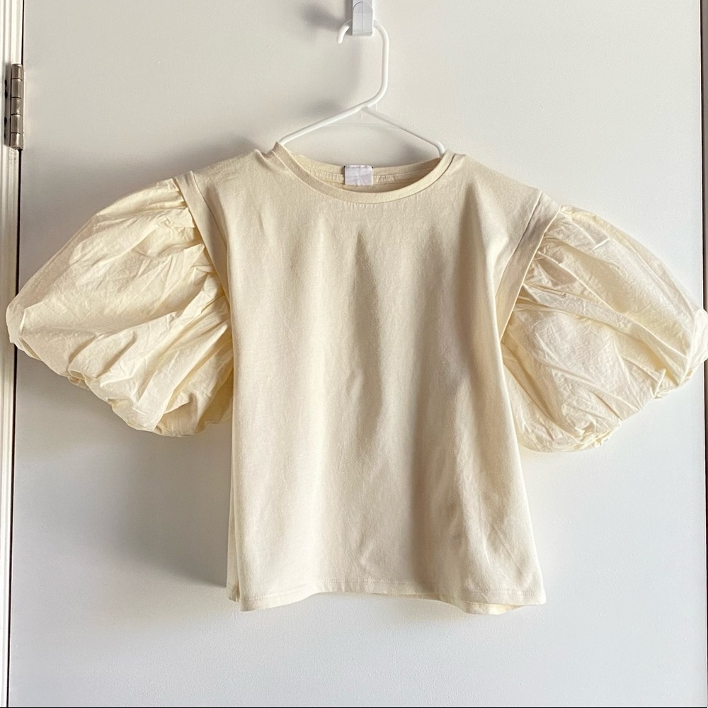 Zara cream tshirt with balloon sleeves